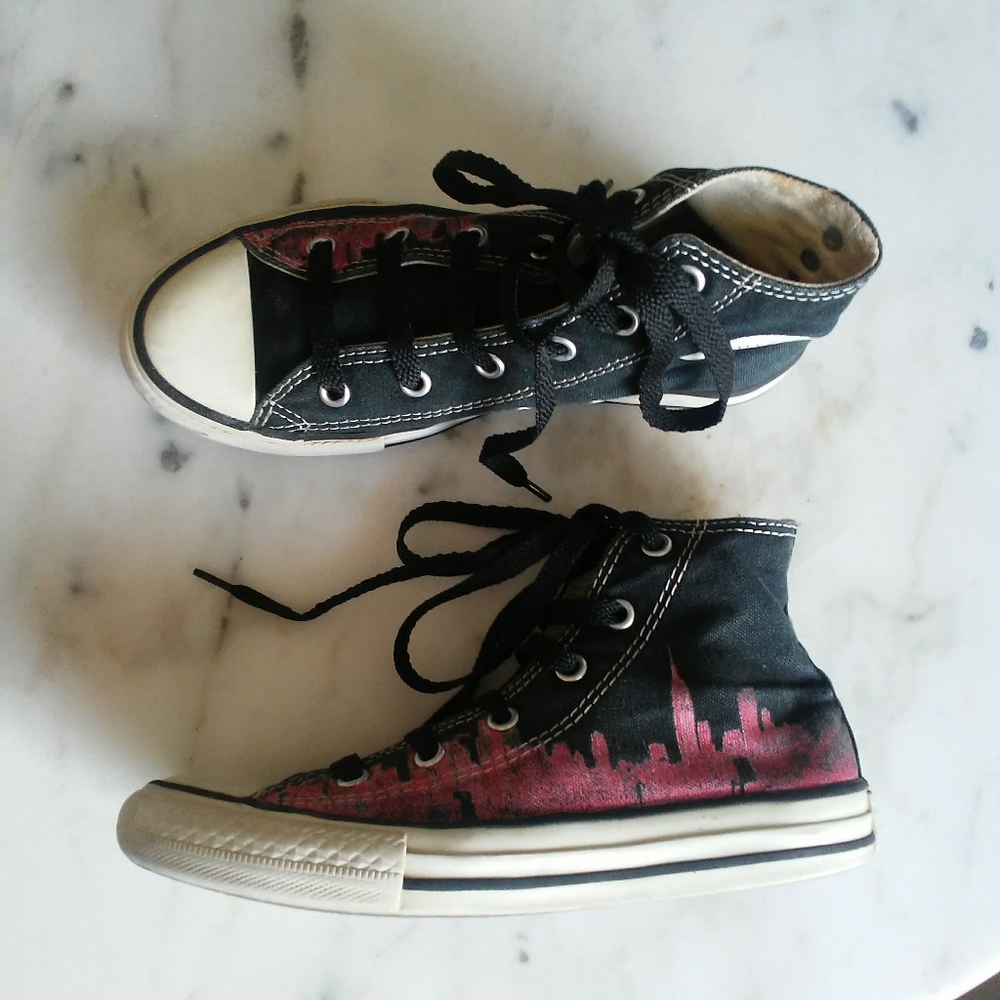 Converse High Tops - Picture 3 of 7